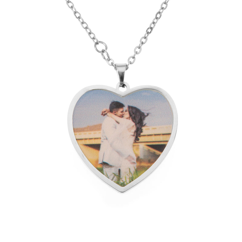 Personalized Heart & Photo Pendant – A Treasure Close to Your Heart